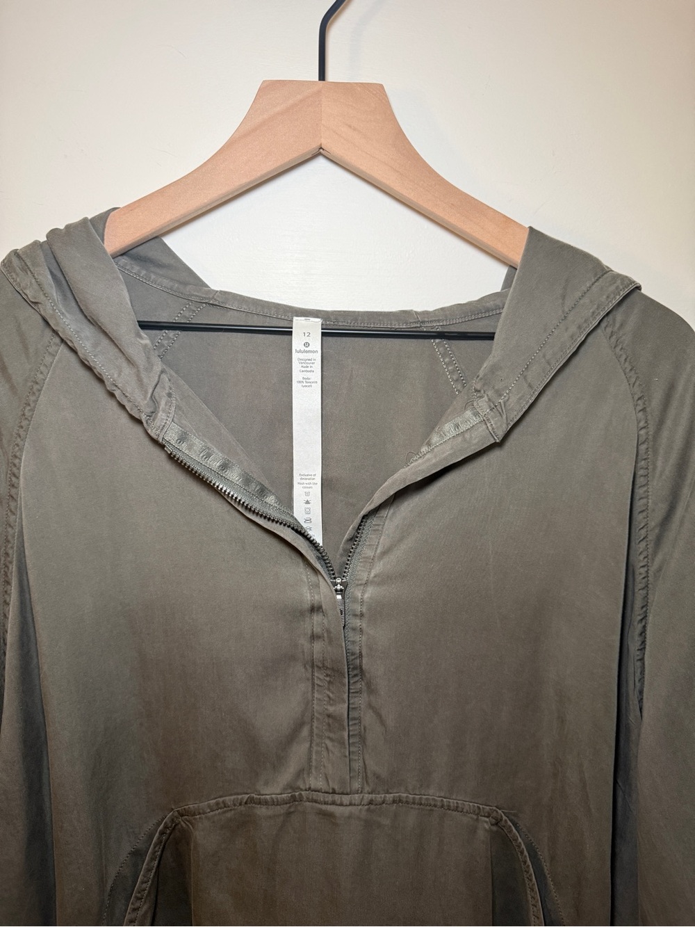Lululemon City Stroll Hoodie *read description* - Picture 8 of 8